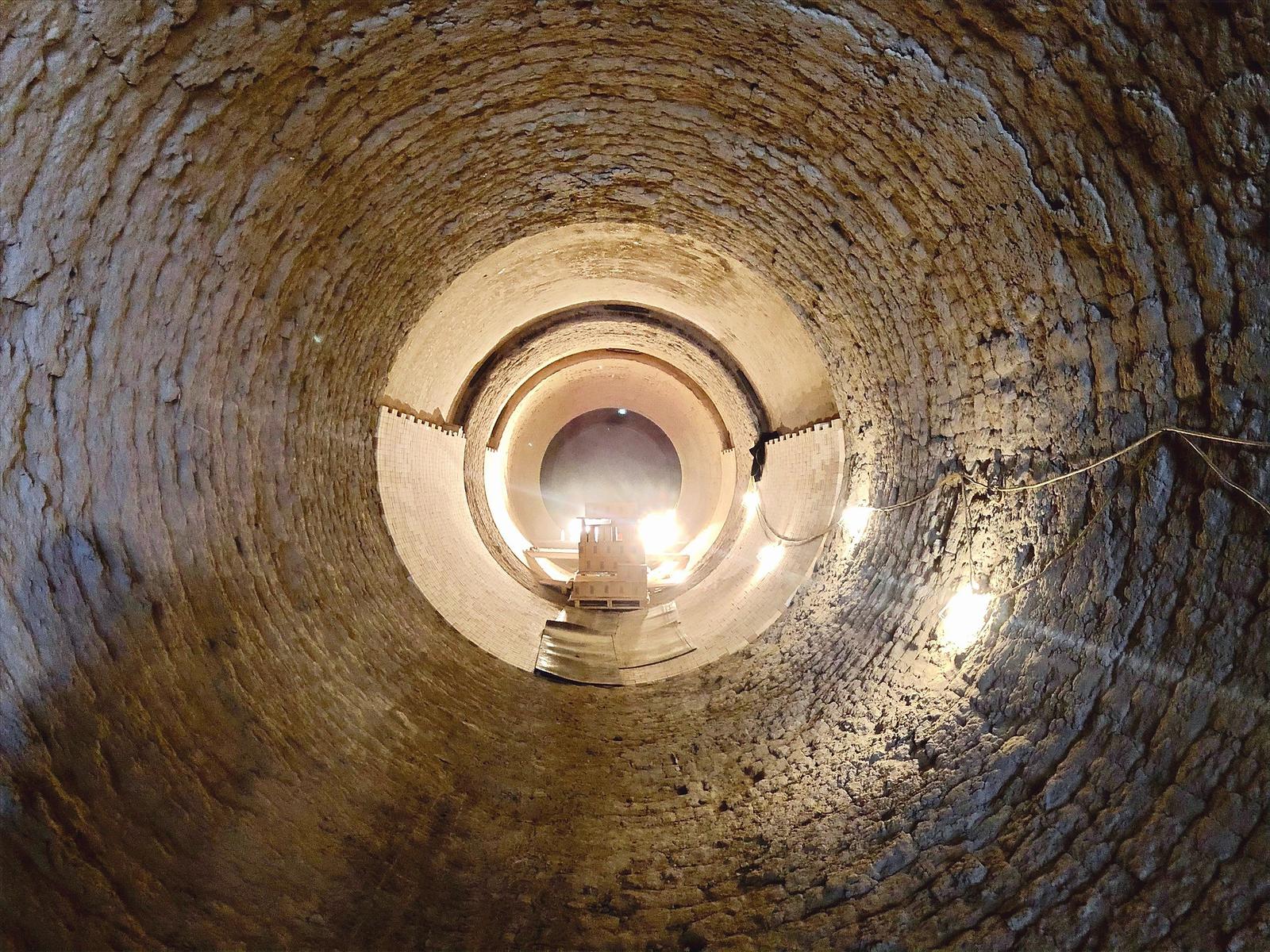 Large Tunnel